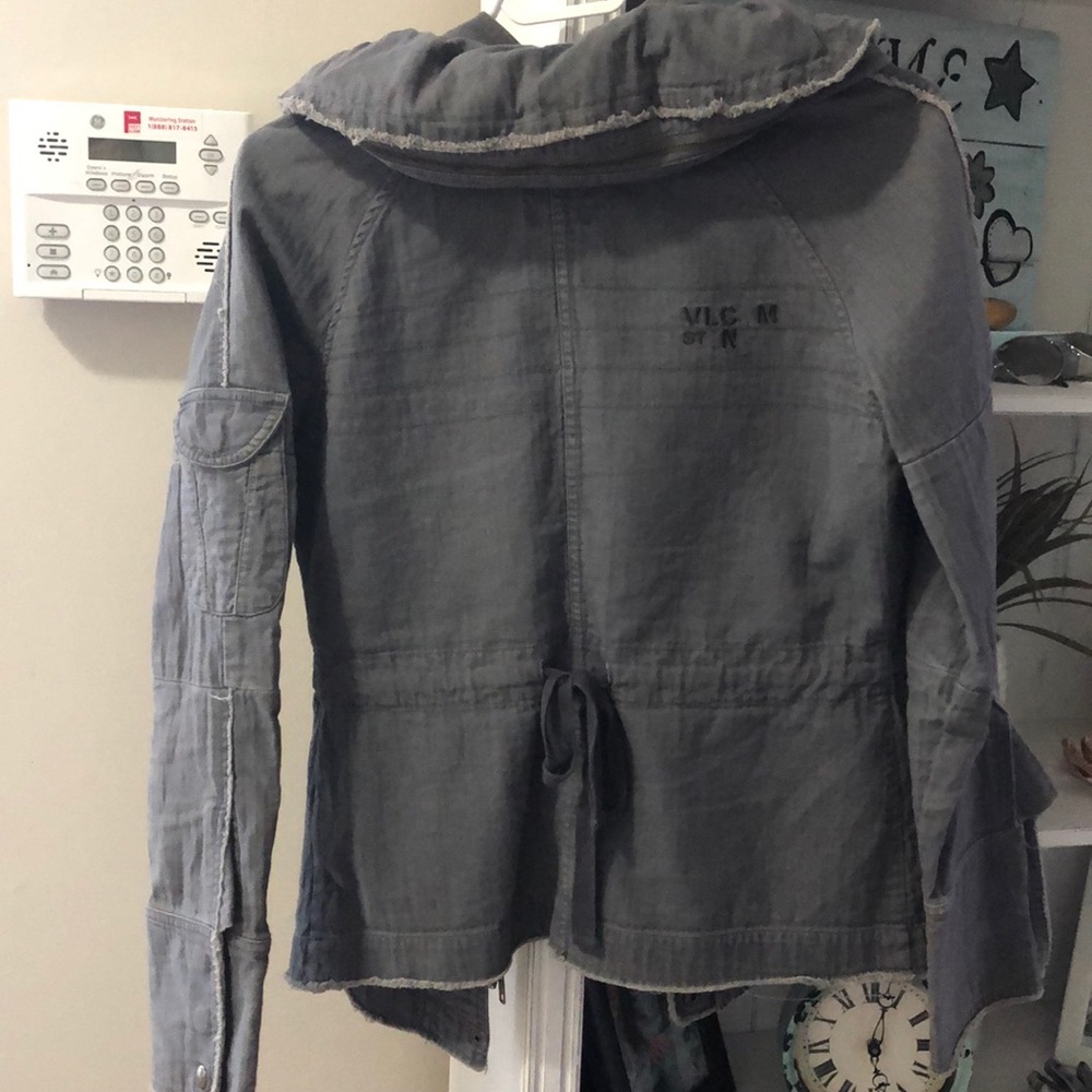Volcom jacket - Picture 3 of 3